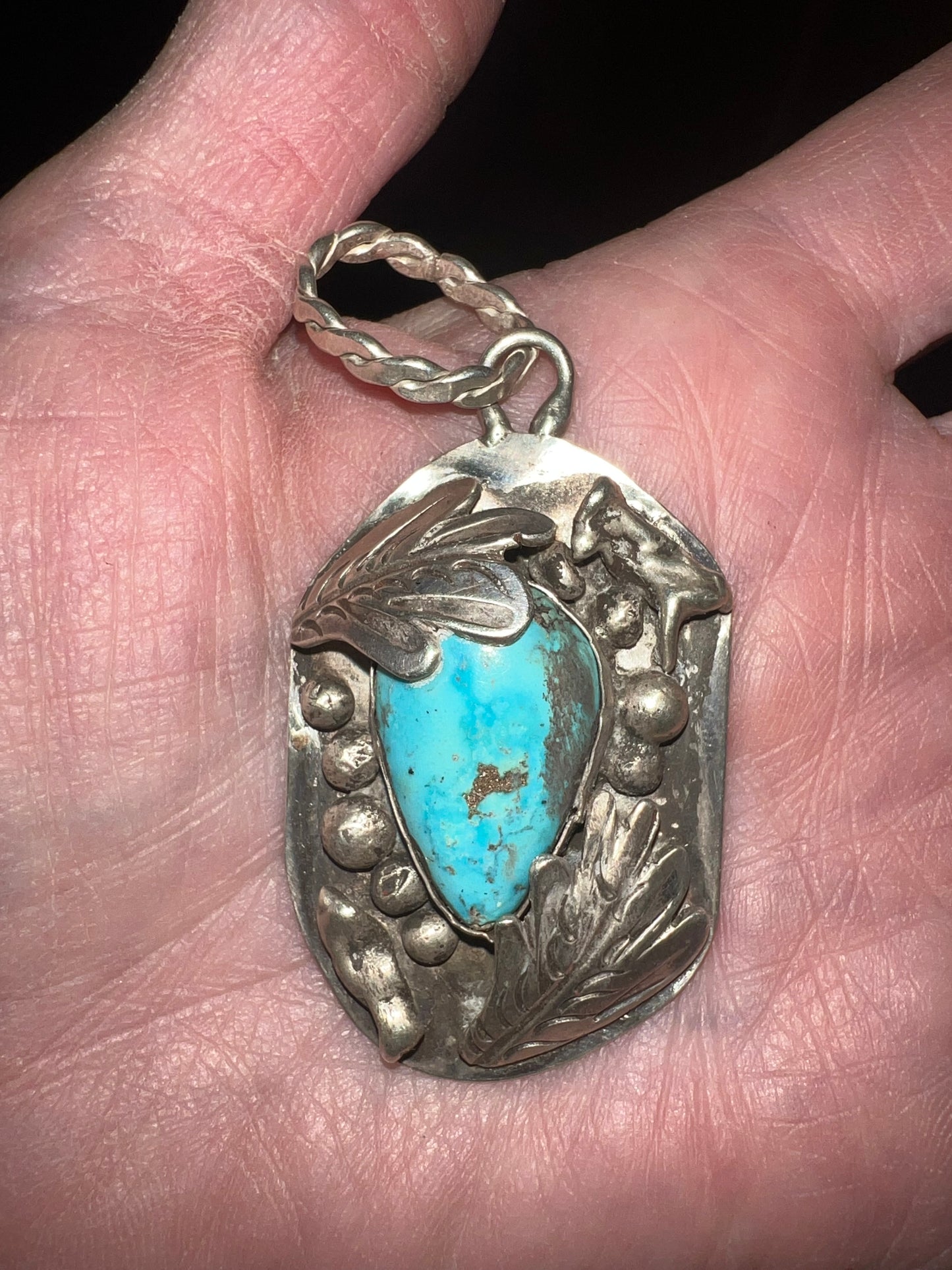 Vintage sterling silver turquoise pendant