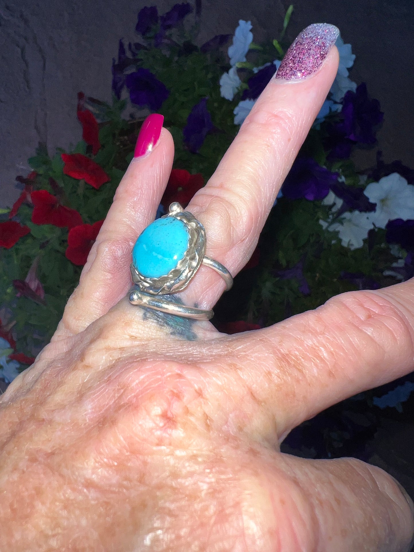 Gorgeous Sterling Silver Turquoise size adjustable ring